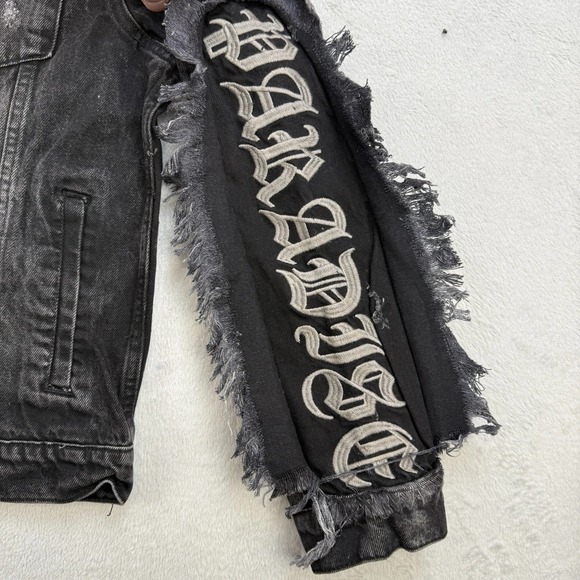 R3BEL‎ Jacket Mens Large Denim Black Embroidered Paradise Thrashed Distressed - Picture 7 of 11